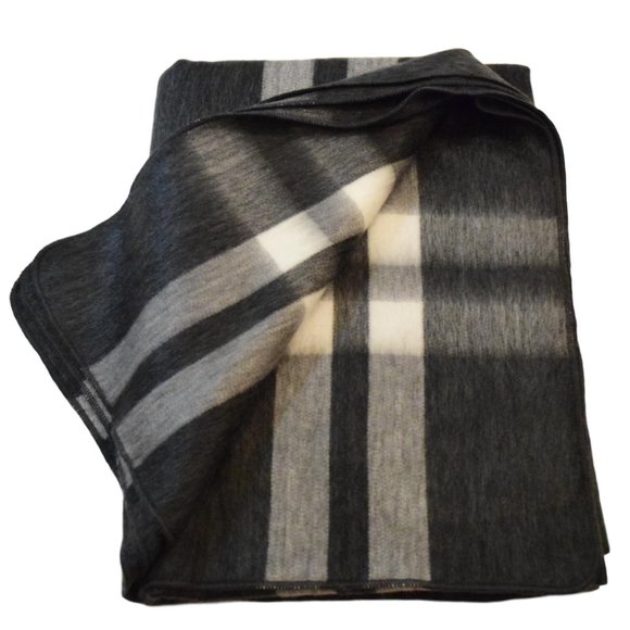 Handmade Alpaca blanket - Dark Grey Charcoal - Picture 1 of 2